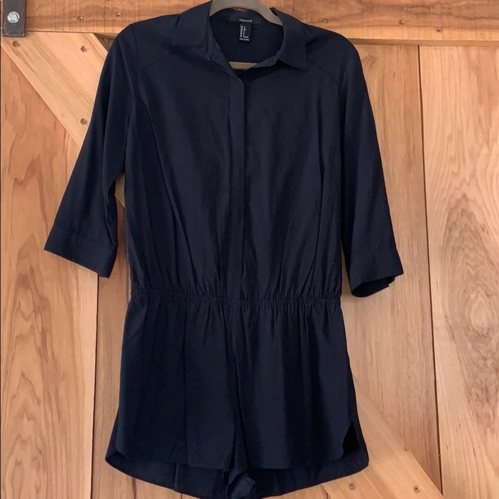 Black 3/4 sleeve Forever 21 romper